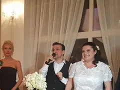 Банките погнаха Зуека! Изтегли кредит заради баровската къща, която подари на втората си жена, а сега се наложи да я продаде