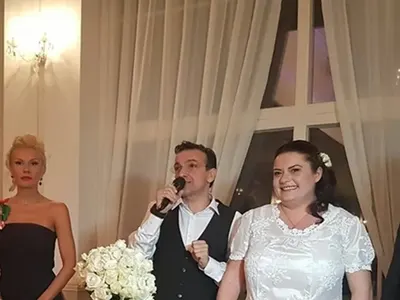 Банките погнаха Зуека! Изтегли кредит заради баровската къща, която подари на втората си жена, а сега се наложи да я продаде