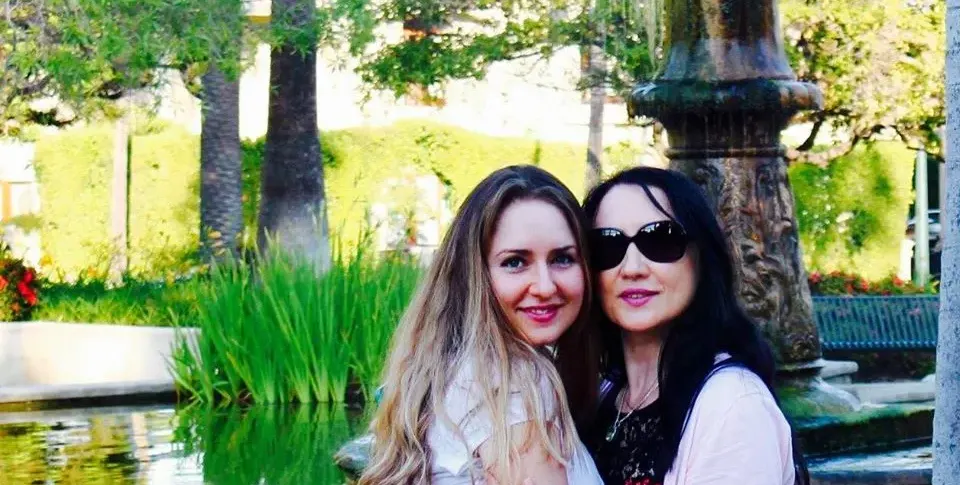 Бившата жена на Бойко стана водещ лекар в Калифорния