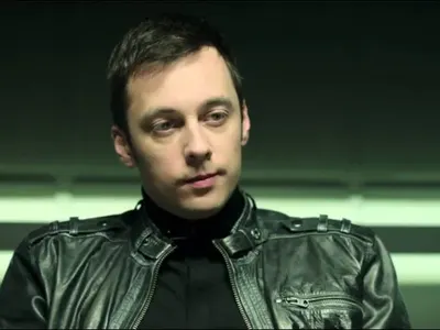 Ченге от „Под прикритие” си счупи пръста