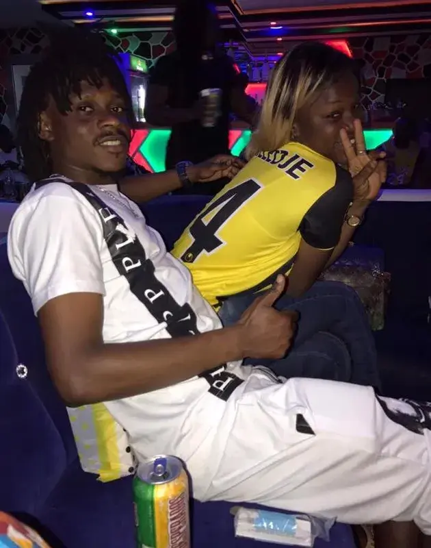 Черна пантера ръмжи на Меледже (Горещо фото)