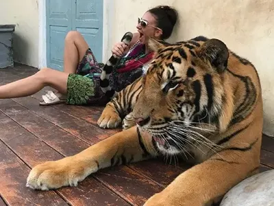 Цвети Найденова на екзотична почивка на о-в Пукет! Вижте какво дупе показа в Тайланд (Много снимки)