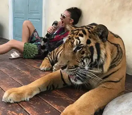 Цвети Найденова на екзотична почивка на о-в Пукет! Вижте какво дупе показа в Тайланд (Много снимки)