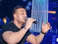 ДРАМА! Коцето губи слуха си