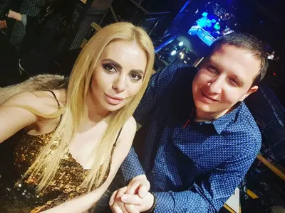 Ексклузивно в HotArena! Мис Силикон би шута на годеника си! Вижте на какво се отдаде Габриела Попова (Снимки)