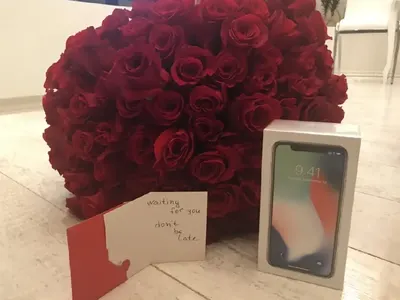 Ексклузивно в HotArena! Моника Валериева заби милионер от Катар! (Много снимки)