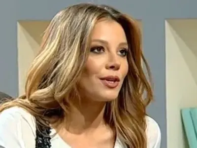 Емилия само на салати (Певицата шести месец се мъчи да отслабне)