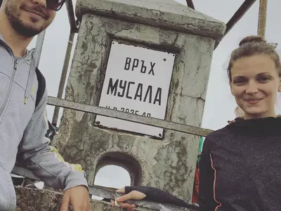 Ето го гаджето на Нора Шопова! Синоптичката се вижда като президентша, подобно на Деси Банова