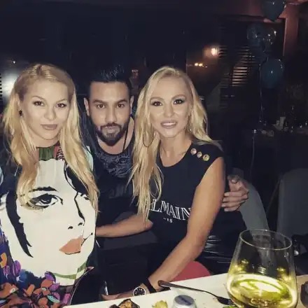 Ето я първата снимка на Десислава след раждането!