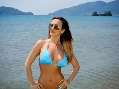 Глория купува къща в Гърция за 250 бона