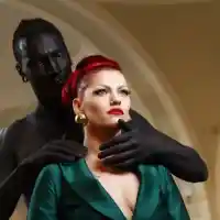 Жана Бергендорф отново посегна към белото, певицата и гаджето й не излизат с дни от вкъщи