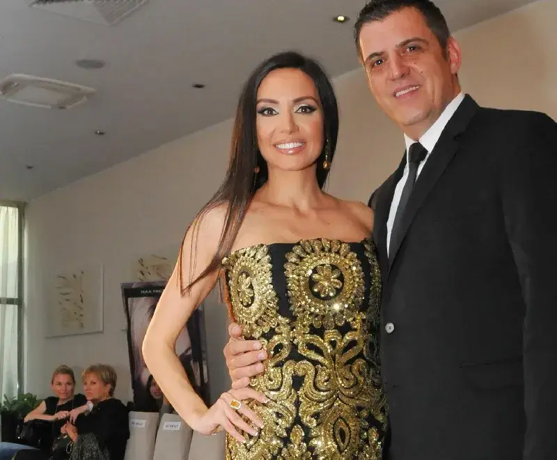 Какъв развод? Наталия Гуркова и мъжът й празнуват годишнина в Дубай