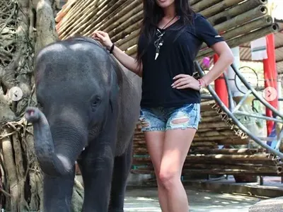 Коя стои по - добре  до слончето? Николета VS Преслава! (Снимки)