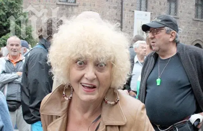 Латинка Петрова с лещи за 6 бона