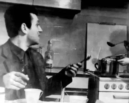 Лили плаща парното на бившия си мъж