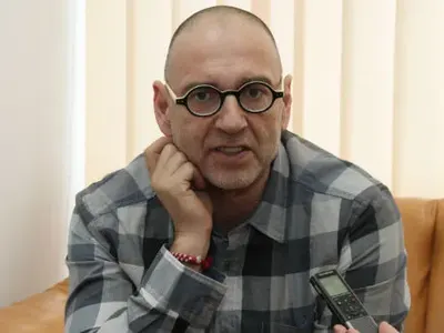 Любен Дилов-син продавал мръсни снимки на съученици, имал досие в Детска педагогическа стая