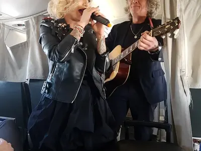 Лорд Минчев пусна Гилотината: Дяковска е петият моден пол, Зуека – господар на модната скука + още и СНИМКИ