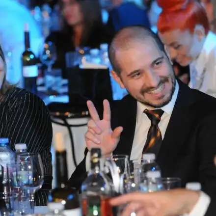 Мариана Векилска заряза мъжа си