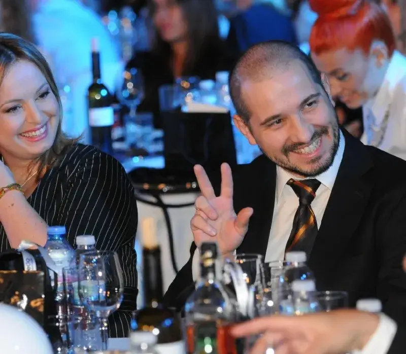 Мариана Векилска заряза мъжа си