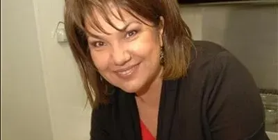 Марта Вачкова се вталява с цветове