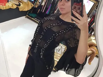 Мис Силикон нахрани хейтърите си