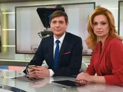 Нова открадна от БНТ Аделина Радева с 8 бона заплата! Виктор Николаев супер  доволен от бъдещата си партньорка