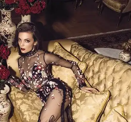 Новата Деси Банова разпали войната на синоптичките! Поредното момиче на времето изправи на нокти останалите