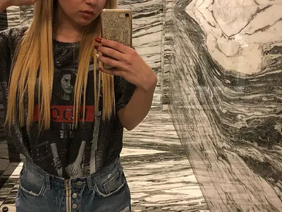 Очевидец пред HotArena: Барбито на ЦСКА в истерия! Троши бутилки и обръща маси в столично заведение (Сензационни подробности)