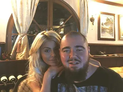 Първо в HotArena! Гонзовица бие шута на Гущеров!? Той я излъгал, че ще и купи кола