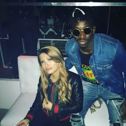 Пловдивчанка натиска звезда на Барса в Дубай! Пусна ли му?