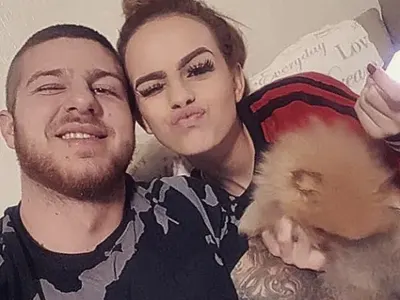 Пубертетът не прощава! Сузанита не спира да позори Орхан Мурад! От 3 дни е с поредното ново гадже, а вече си татуираха буквите