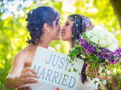 Съдът в България не призна бракът на жена и съпругата й