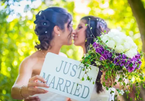 Съдът в България не призна бракът на жена и съпругата й