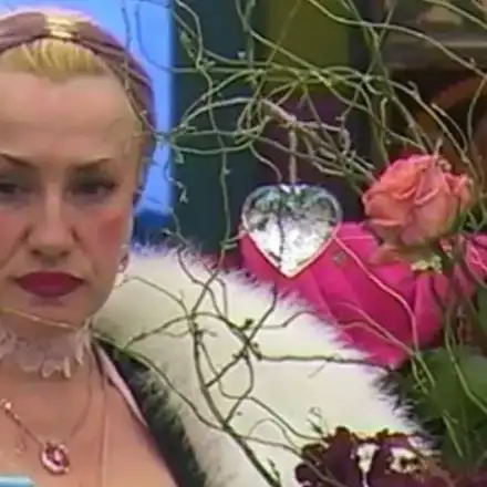 Сашка Васева с разтърсваща изповед: Ослепявам! Вече разпознавам хората  само по гласа им...