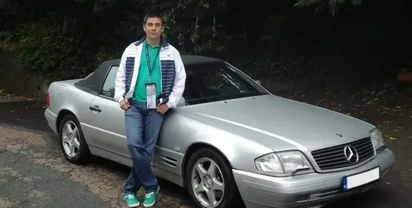 Шеф Виктор Ангелов с автомобилен парк за четвърт милион!