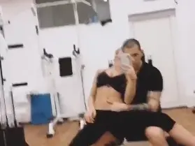 Скандална звезда от „София – ден и нощ“ втрещи Инстаграм! Направи го с гаджето си във фитнеса!