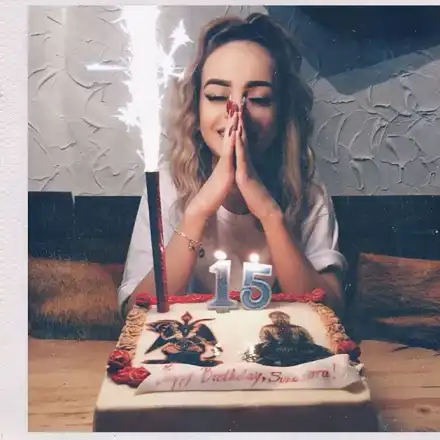 Сузанита запозна гаджето с майка си