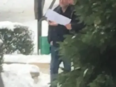 Всеки по пътя си! Тишо на Венета отваря ново казино в Годеч (Папарашки кадри)