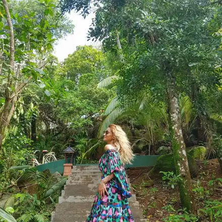 Зейнеб почива на Сейшелите