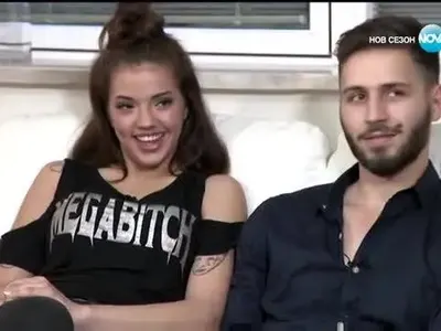 Дара и Папи Ханс правят „кекс” в мола! Двойката се отдаде на неприлични ласки в пробната на спортен магазин