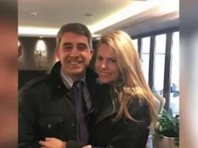 Деси Банова празнува РД с Плевнелиев (Синоптичката без купон за празника си)