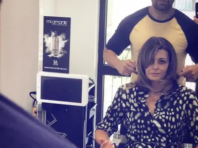 Деси Радева пускала бретона цяла година, ходи на фризьор с охрана