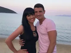 Елеонора Манчева се сгоди! (Вижте уникалния годежен пръстен)