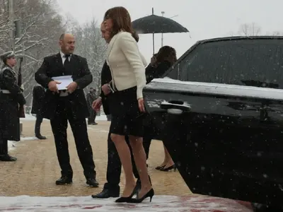 Истината за екшъна с Деси Радева: Насочиха пистолет срещу жената на преиздента! (Подробности)