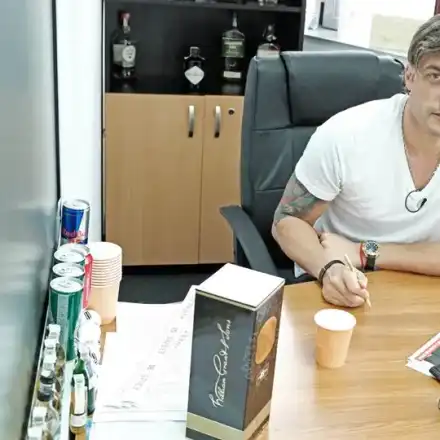 Карамазов трие срамни татуировки от интимни места