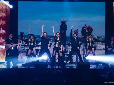 Куп ВИП-ове уважиха грандиозните 359 хип-хоп награди (СНИМКИ)