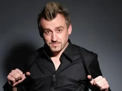 Любо Киров се пропи! (Пияният певец налита на фенове)