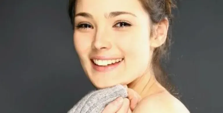 Лорина Камбурова на косъм от инцидент със самолет (Подробности)