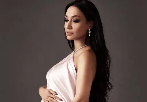 Мария Илиева нае бавачки за бебето