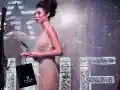 Мегз отвя Русата Златка и Ася Капчикова